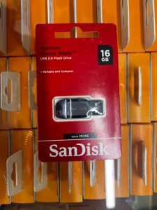 16GB SanDisk Cruzer Blade